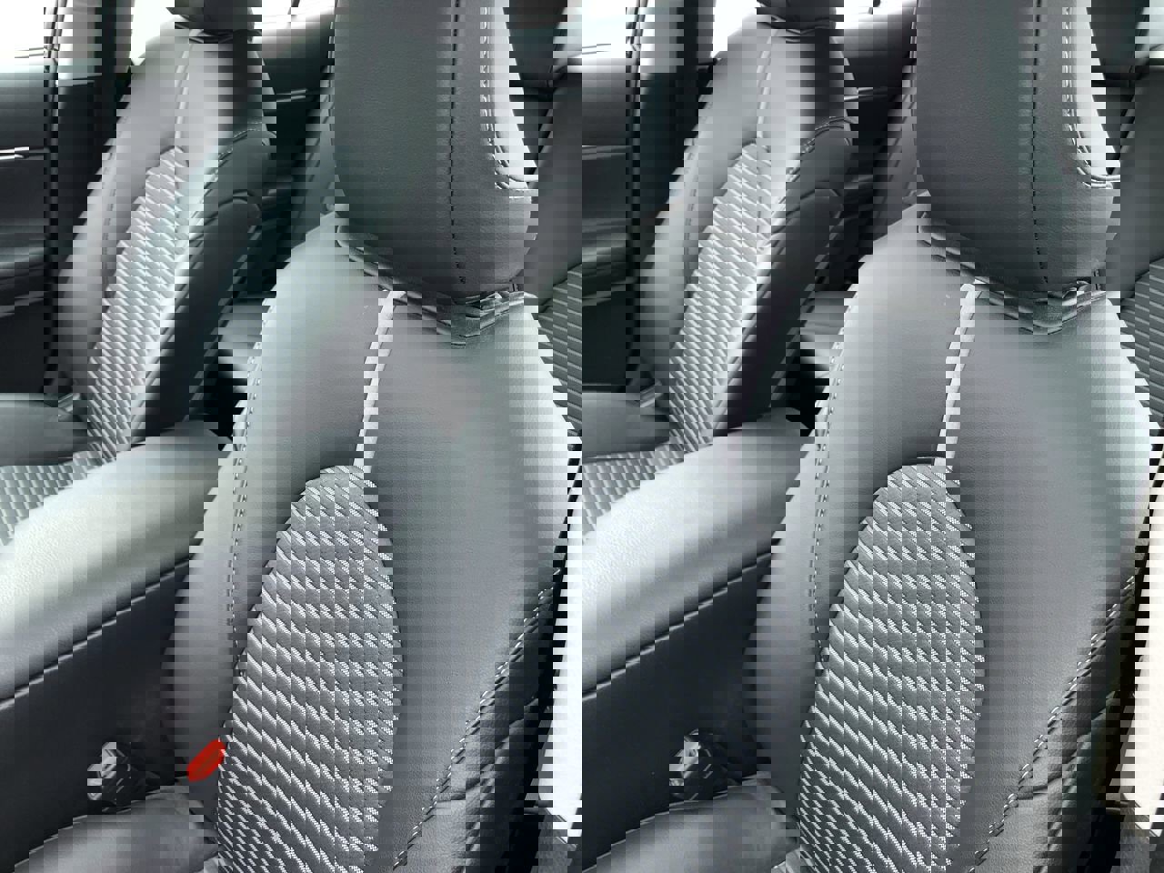 Used 2024 Toyota Camry SE image 12