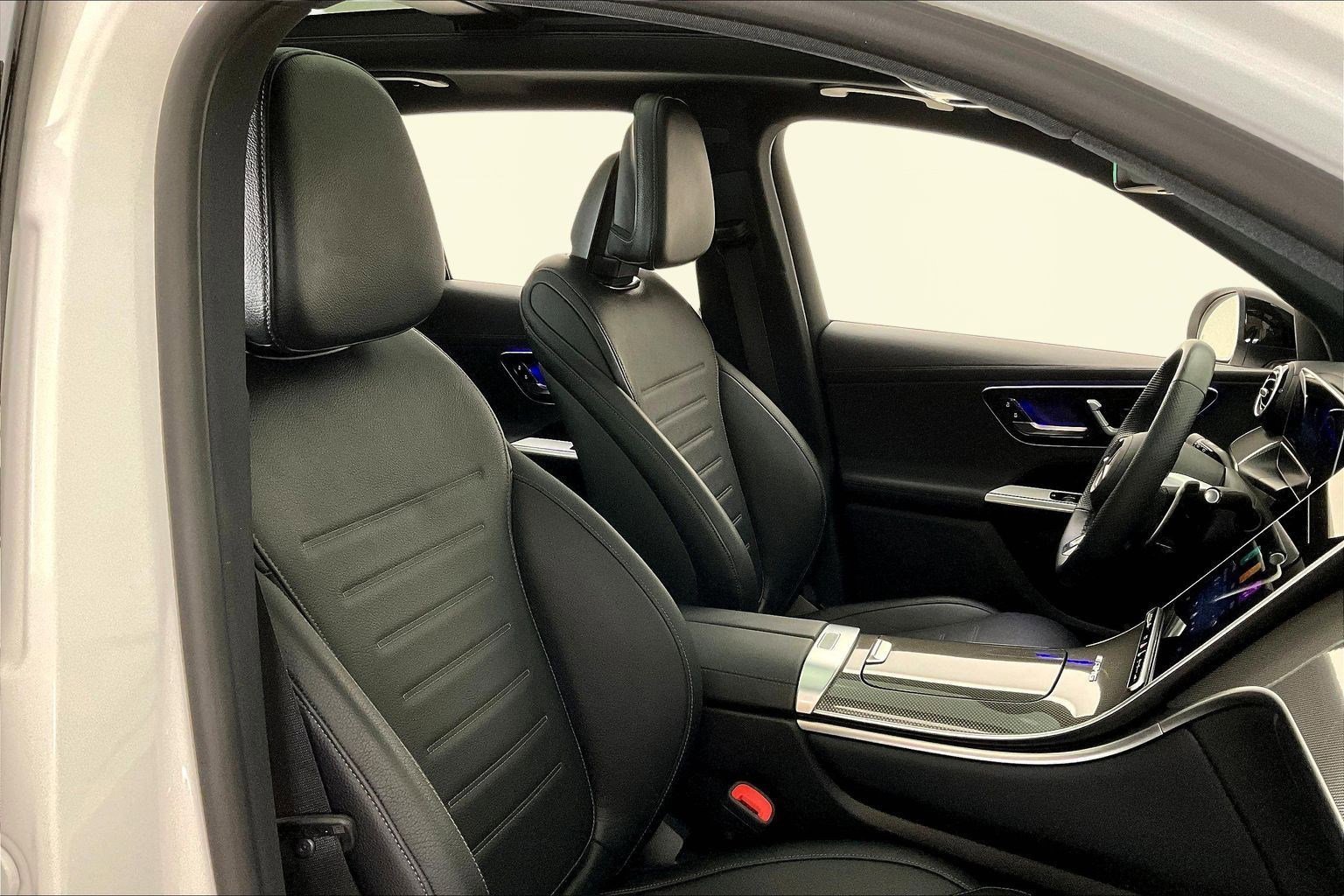 Certified 2025 Mercedes-Benz GLC 43 AMG 4MATIC image 29