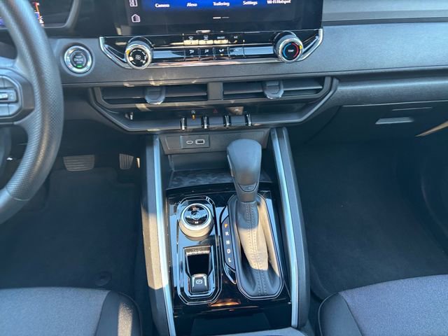 Used 2023 Chevrolet Colorado Trail Boss w/ Advanced Trailering Package AWD/4WD image 11