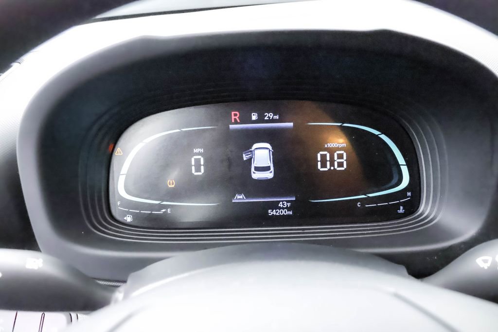 Used 2023 Hyundai Venue SE w/ Cargo Package image 11