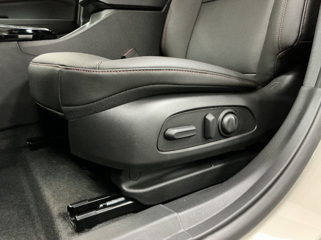 New 2026 Chevrolet Trax RS FWD image 20