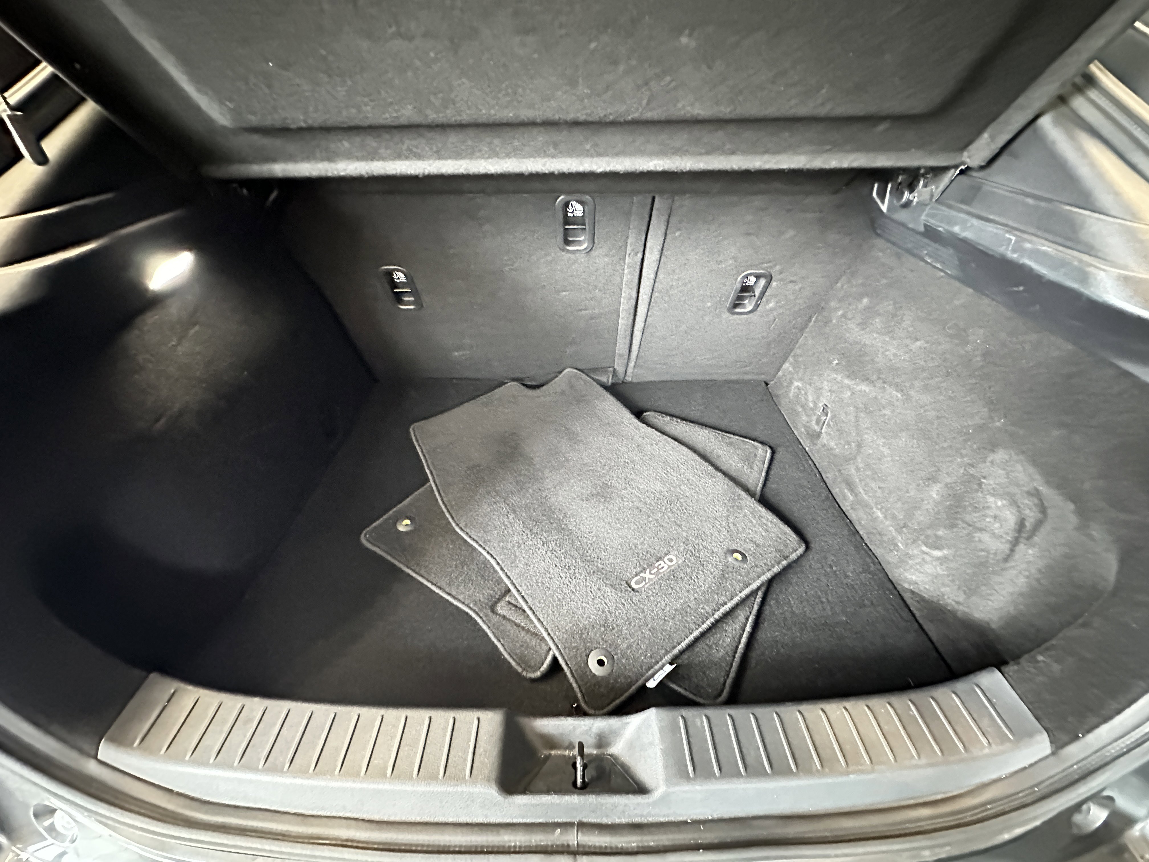 Certified 2023 MAZDA CX-30 AWD 2.5 S w/ Premium Package image 28