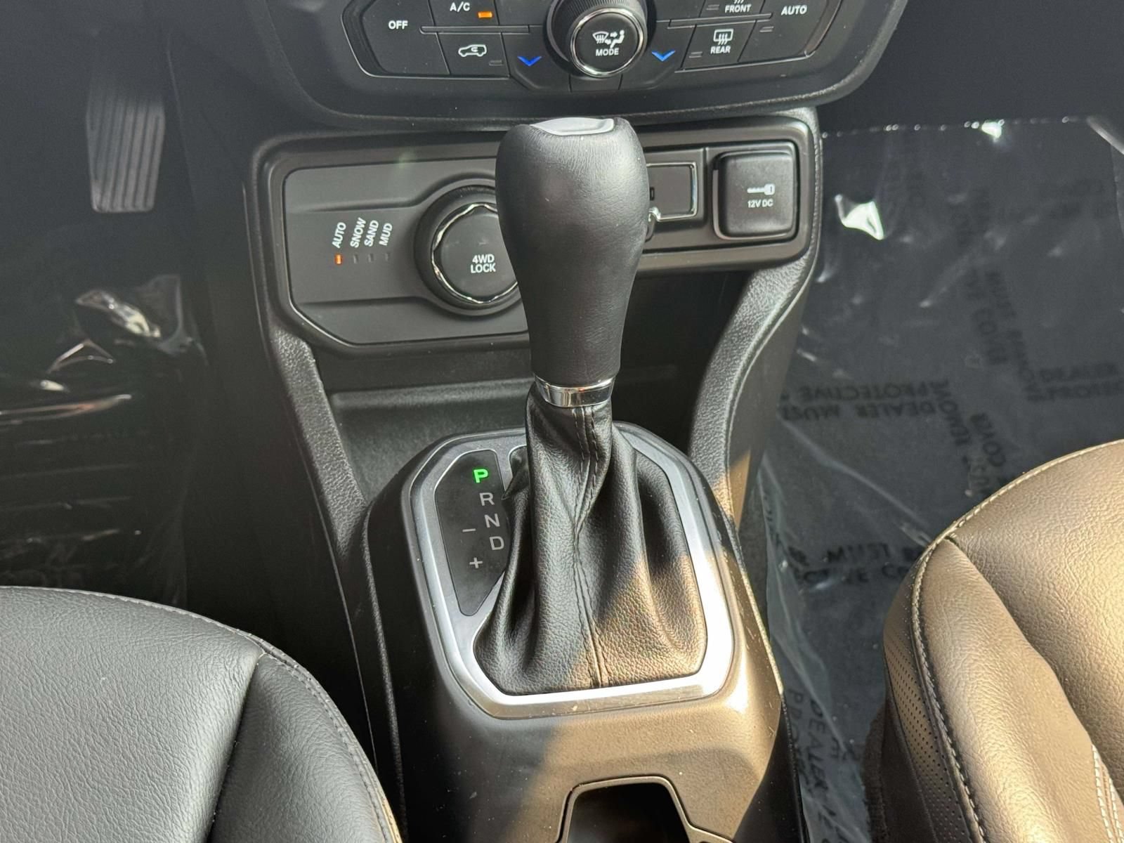 Used 2023 Jeep Renegade Limited AWD/4WD image 13