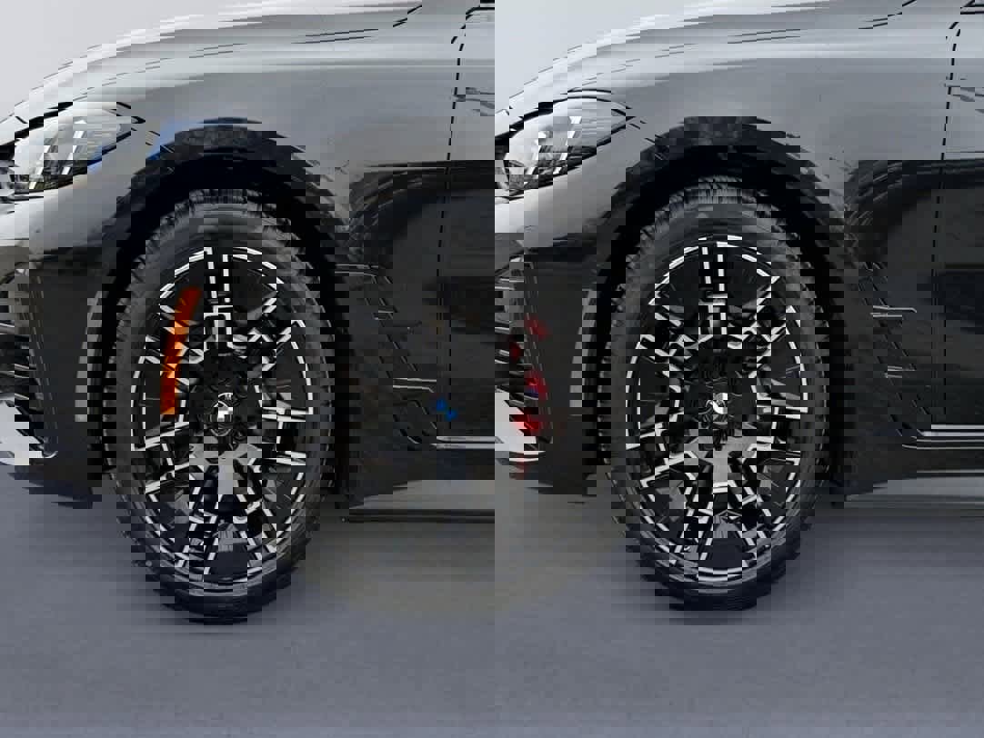 New 2026 BMW 430i xDrive w/ M Sport Package image 18