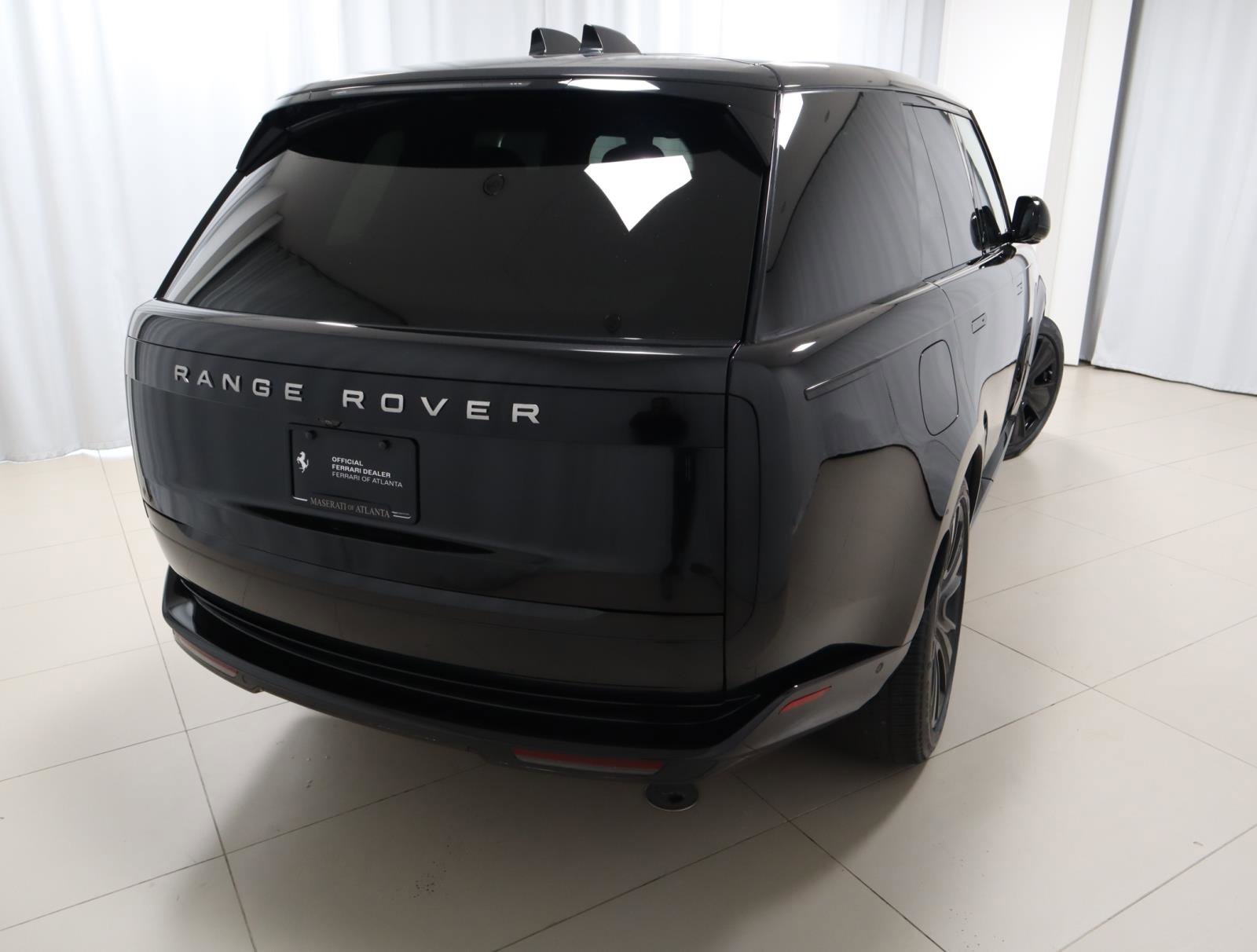 Used 2024 Land Rover Range Rover SE image 5