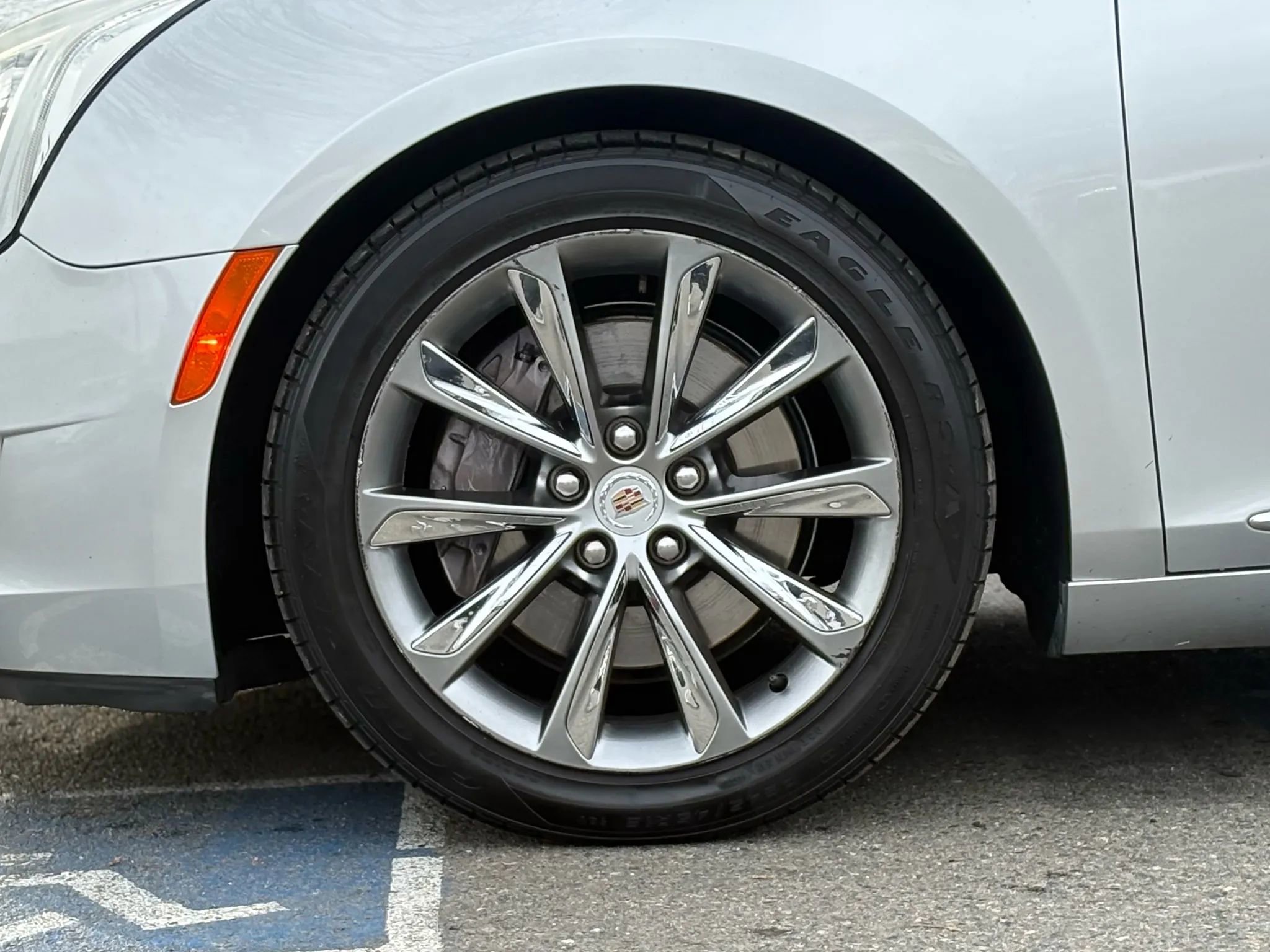 Used 2013 Cadillac XTS Luxury w/ Driver Awareness Package FWD image 31