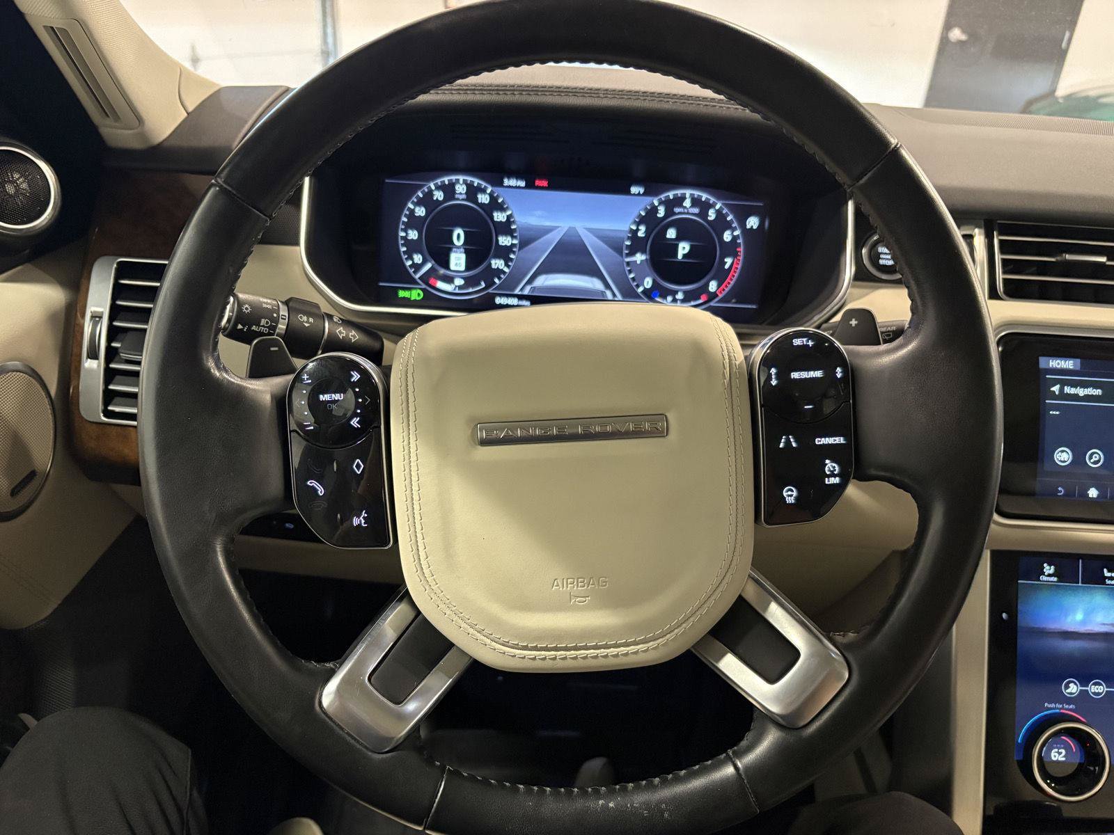 Used 2020 Land Rover Range Rover HSE AWD/4WD image 13
