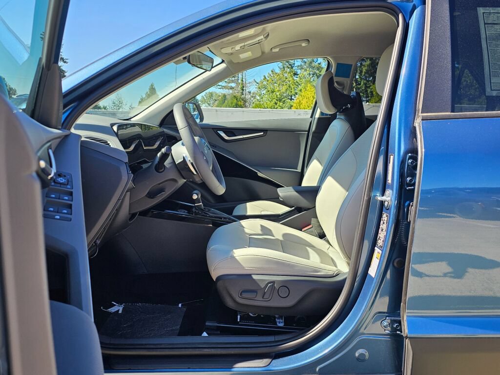 New 2026 Kia Niro EX FWD image 23
