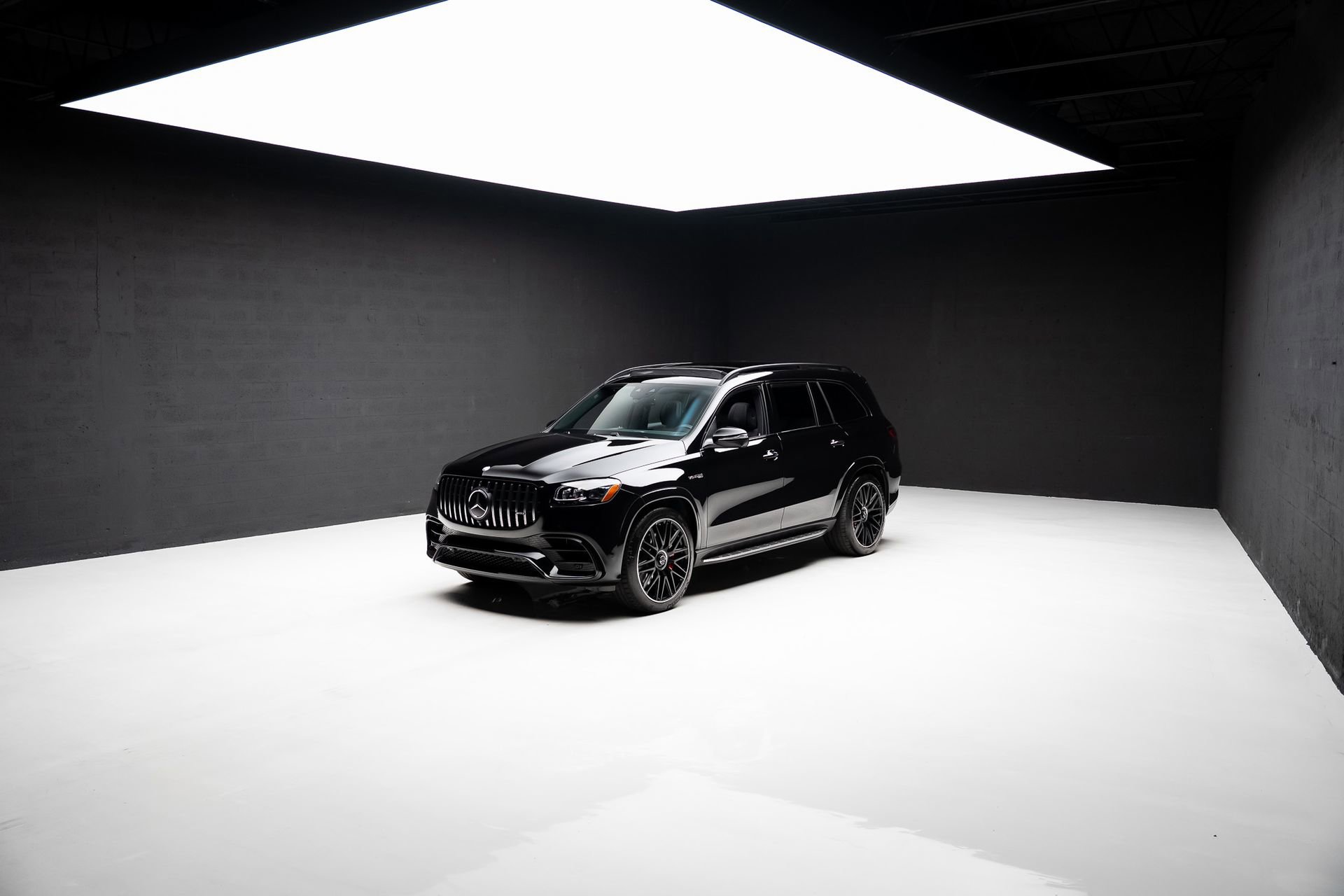 Used 2024 Mercedes-Benz GLS 63 AMG 4MATIC image 92