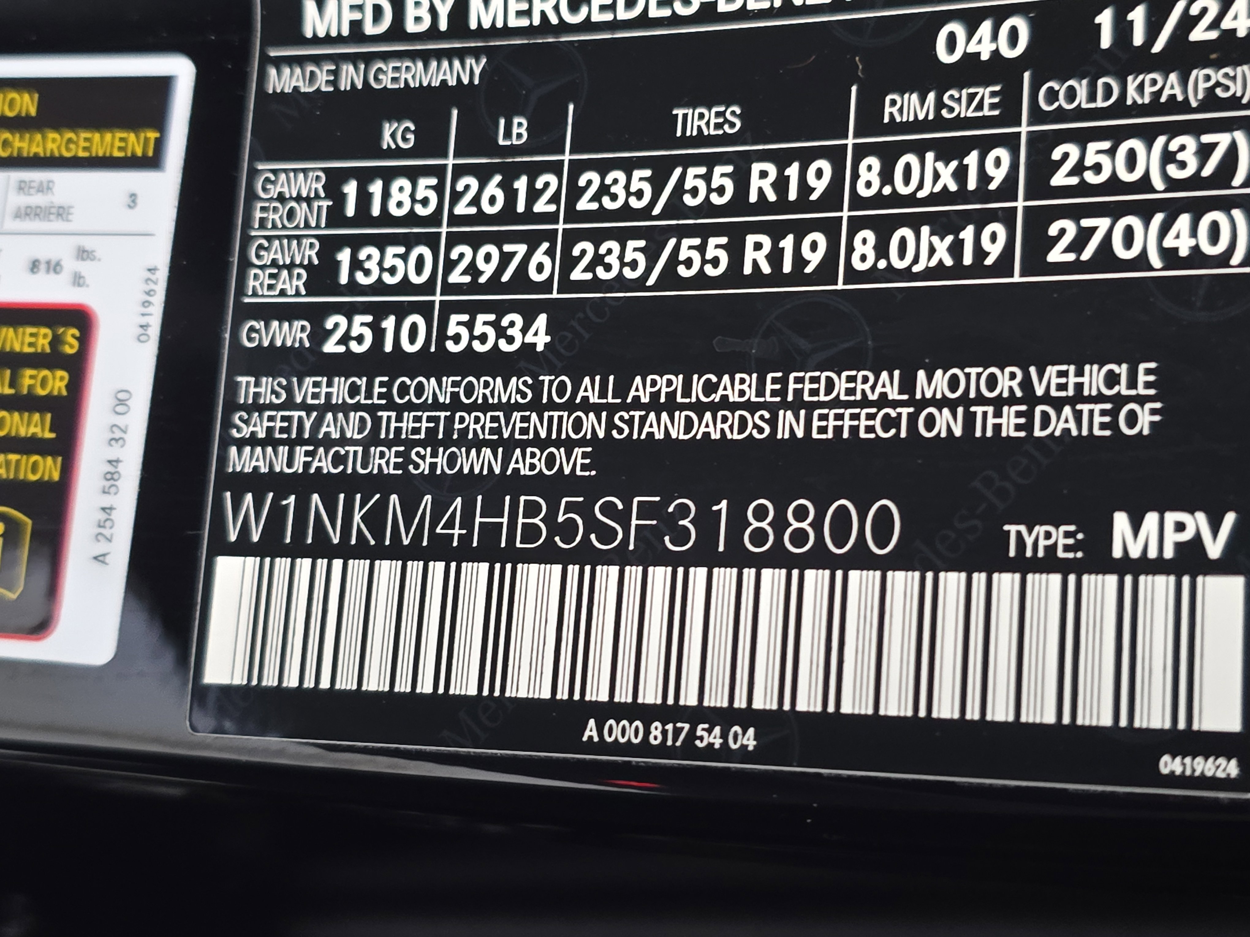 Used 2025 Mercedes-Benz GLC 300 4MATIC image 35