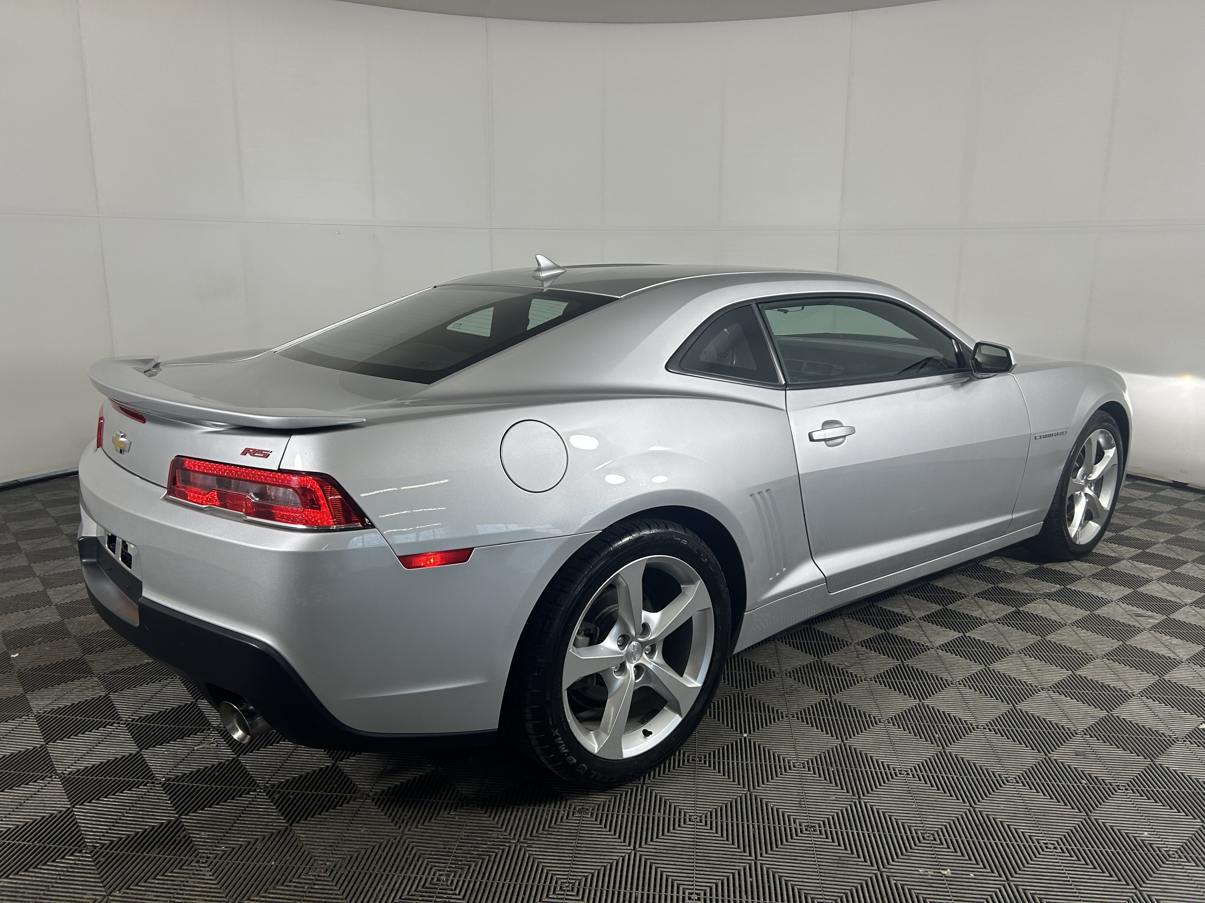 Used 2015 Chevrolet Camaro LT w/ RS Package RWD image 2