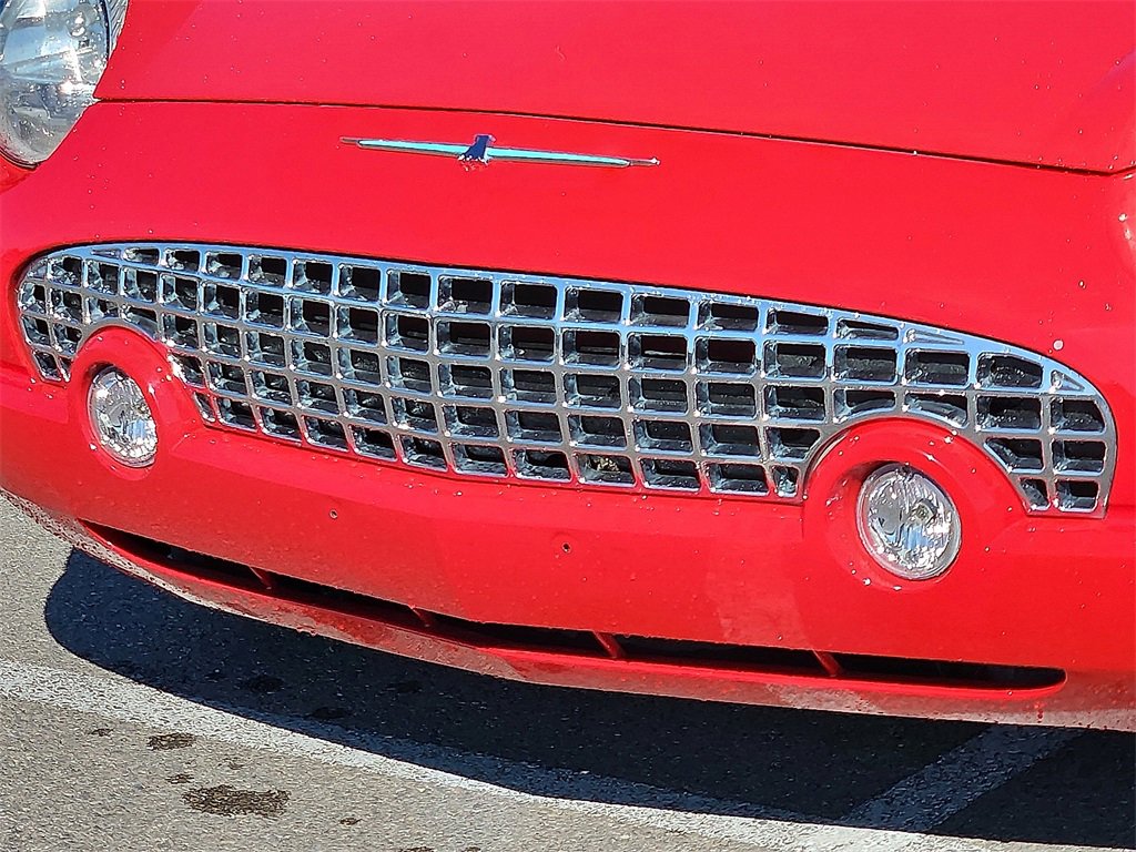 Used 2002 Ford Thunderbird image 16