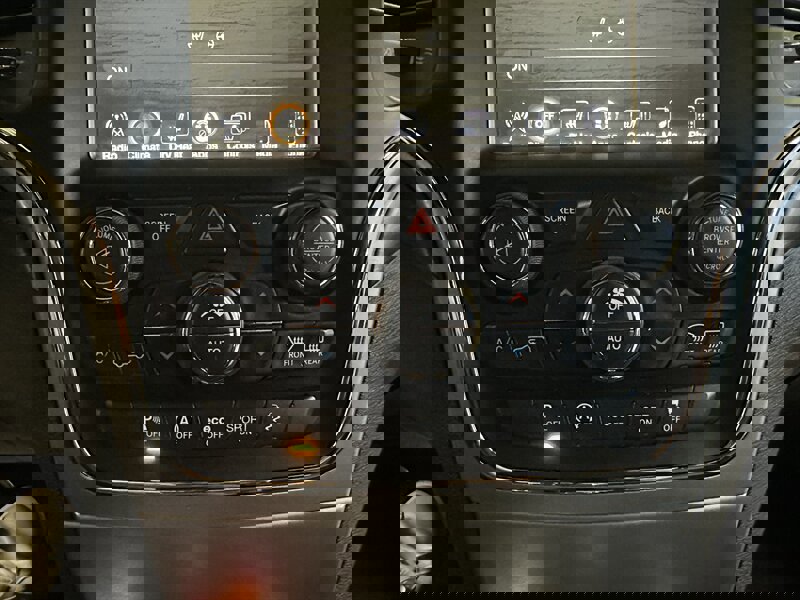 Used 2017 Jeep Grand Cherokee Altitude image 33