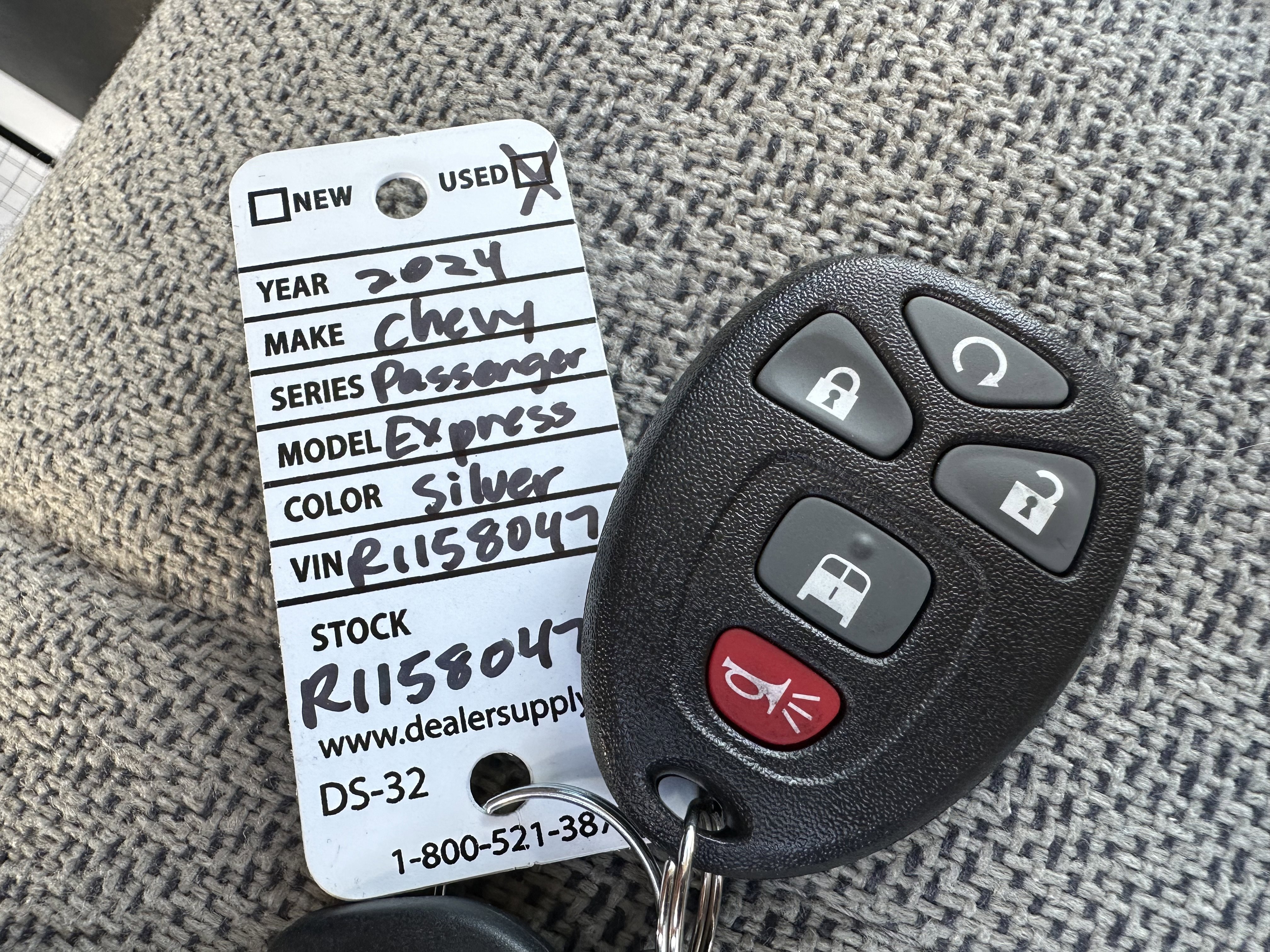 Used 2024 Chevrolet Express 2500 LT w/ LT Preferred Equipment Group image 40