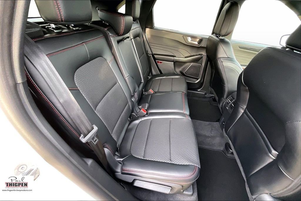 New 2026 Ford Escape ST-Line w/ Tech Pack #1 image 9