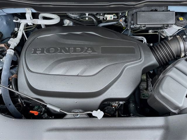 Certified 2025 Honda Ridgeline Black Edition image 31