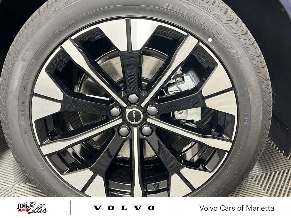 New 2026 Volvo XC60 B5 Plus w/ Protection Package Premier image 16