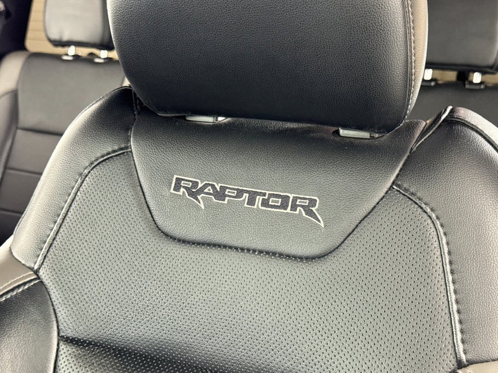 Used 2018 Ford F150 Raptor w/ Equipment Group 802A Luxury AWD/4WD image 21
