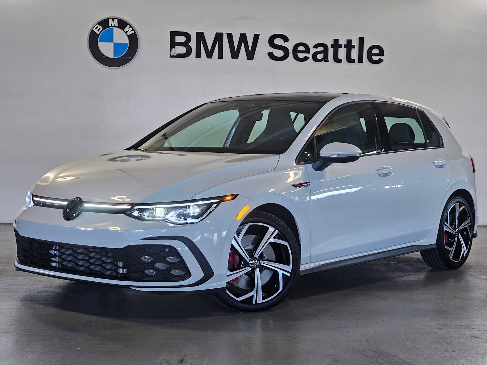 Used 2024 Volkswagen GTI SE FWD image 1