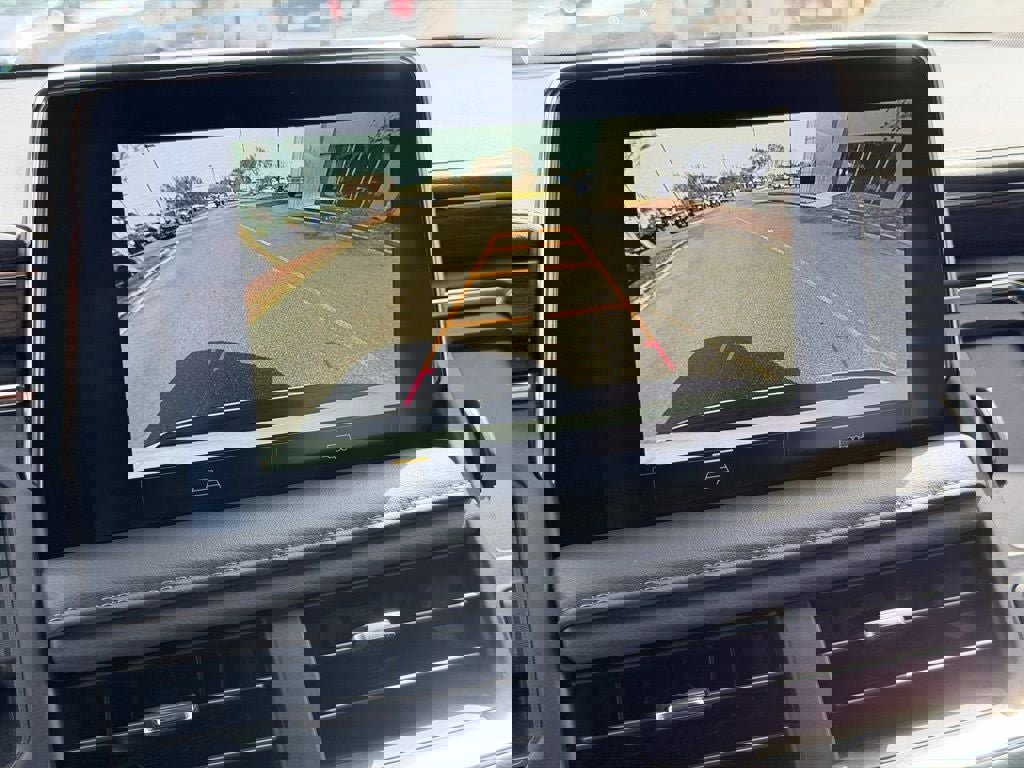 Used 2024 Chevrolet Tahoe LT image 22