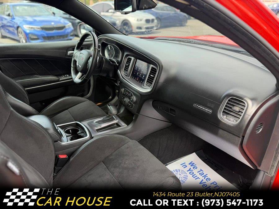 Used 2019 Dodge Charger Scat Pack w/ Dynamics Package RWD image 23