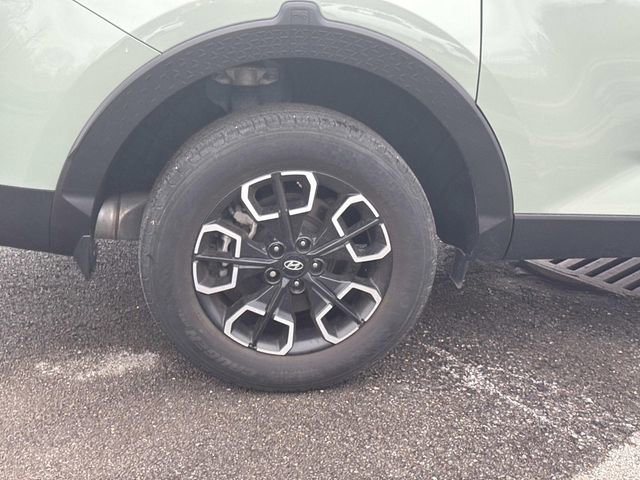 Used 2023 Hyundai Santa Cruz SEL image 11