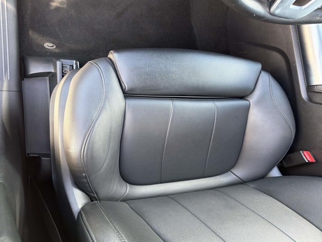 Used 2023 Mercedes-Benz GLA 250 w/ Premium Package image 9