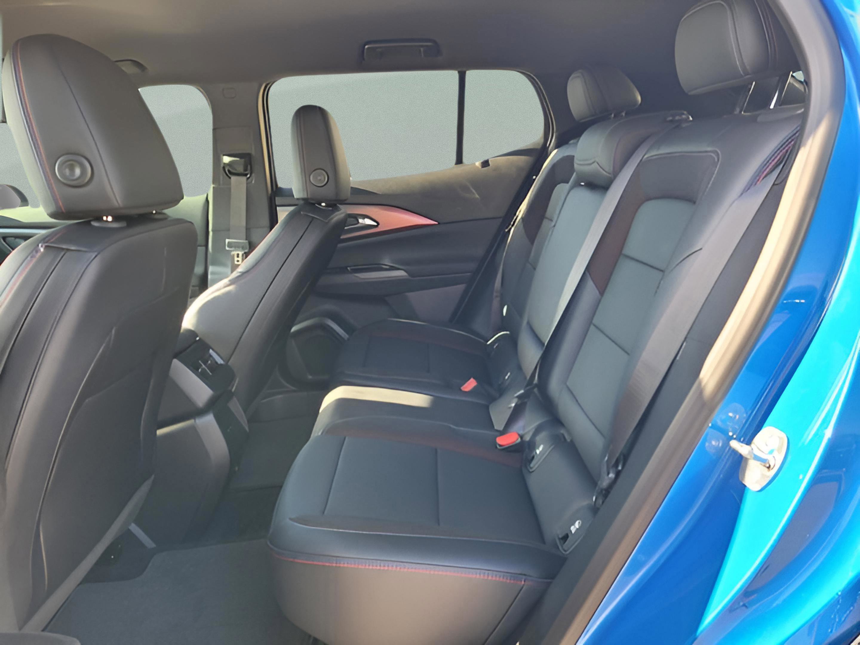 New 2026 Chevrolet Equinox EV RS image 22