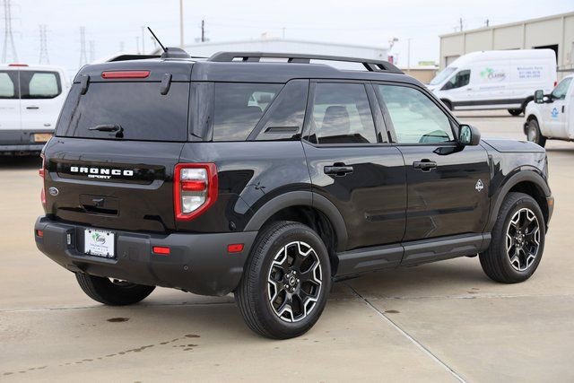 Used 2025 Ford Bronco Sport Outer Banks image 8