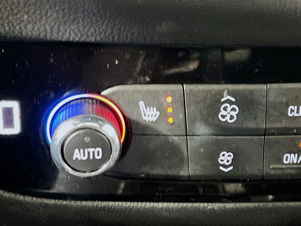 Used 2023 Buick Enclave Essence w/ Experience Buick Package AWD/4WD image 19