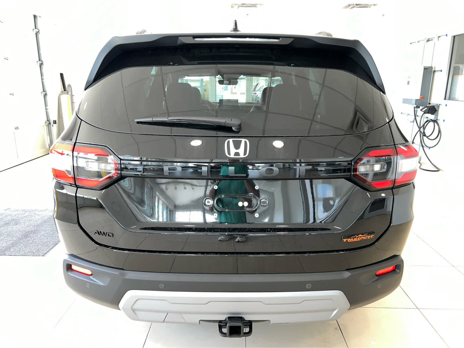 New 2025 Honda Pilot TrailSport image 7