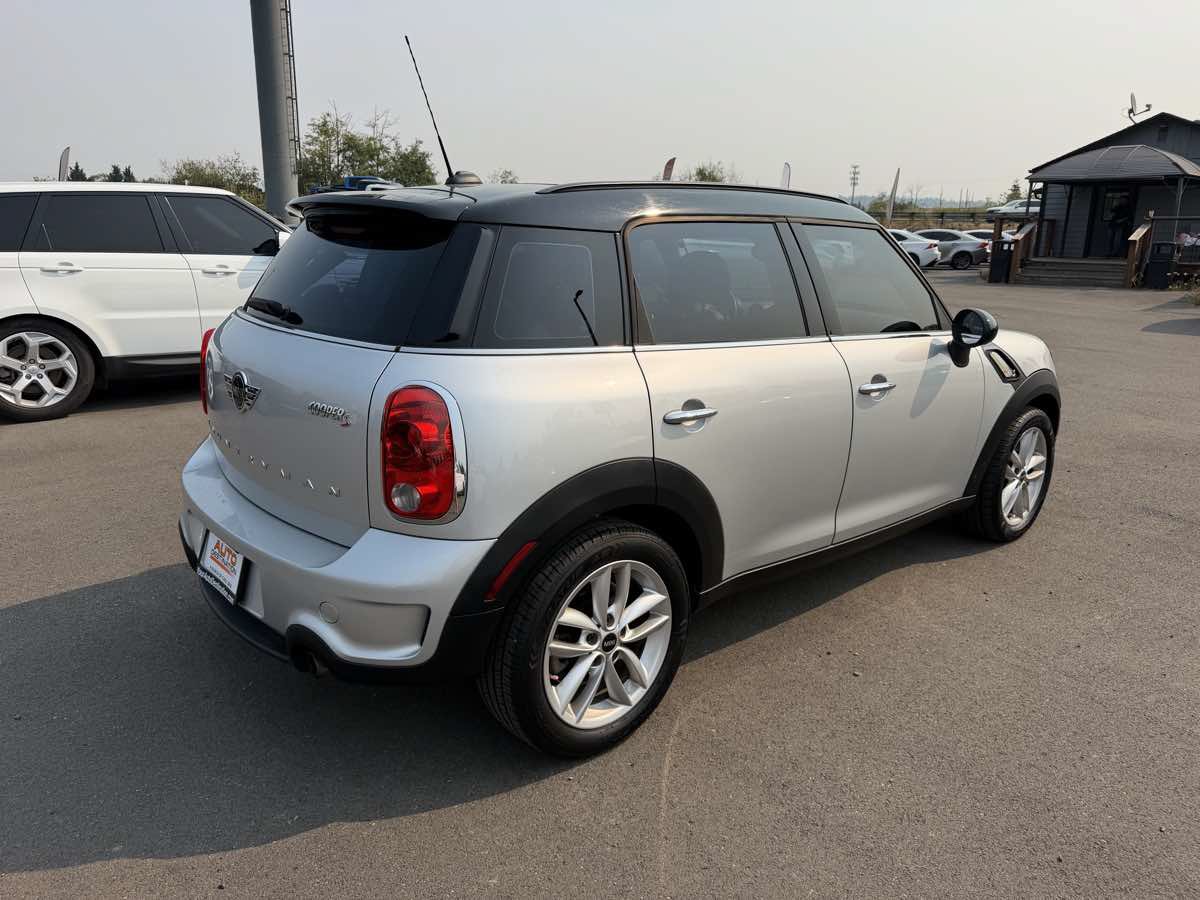 Used 2014 MINI Cooper Countryman S FWD image 8