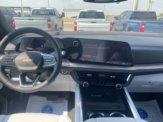 New 2025 Chevrolet Suburban Premier image 14