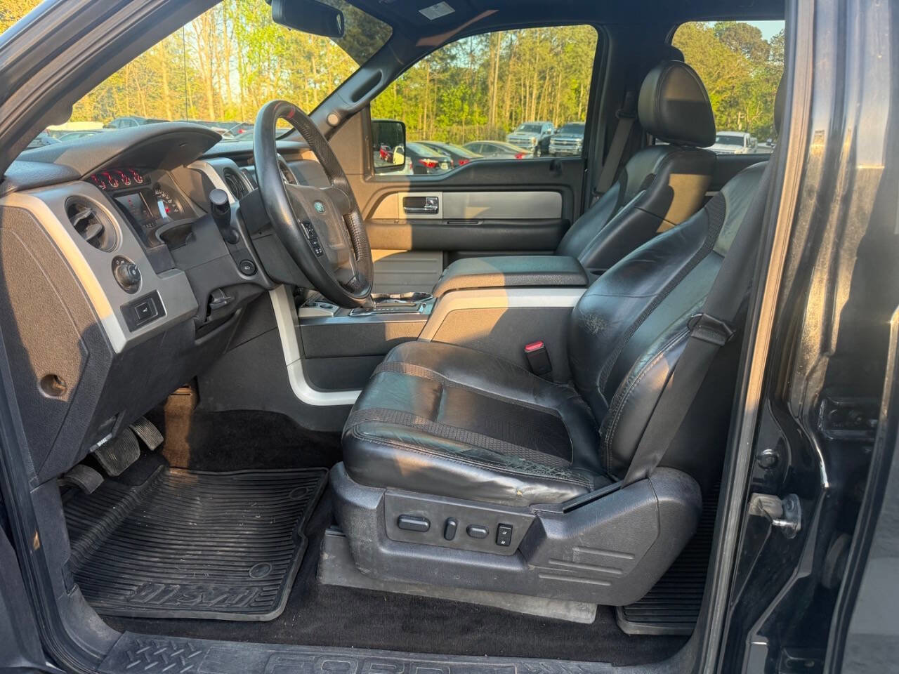 Used 2011 Ford F150 Raptor w/ Raptor Luxury Pkg image 36