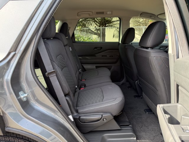 New 2026 Nissan Pathfinder SV AWD/4WD image 10