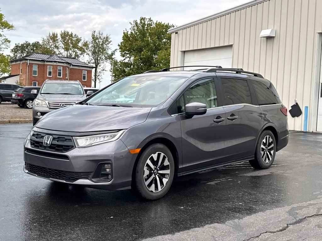 Certified 2026 Honda Odyssey EX-L image 3