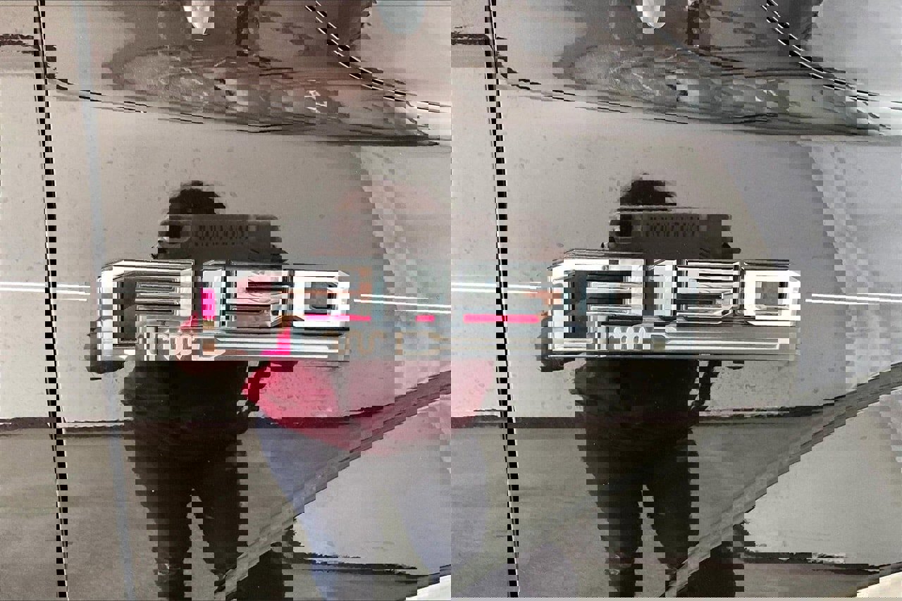 Used 2019 Ford F150 King Ranch w/ Equipment Group 601A Luxury image 7