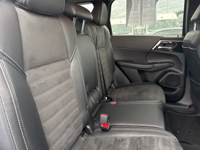 Used 2024 Mitsubishi Outlander SE AWD/4WD image 33