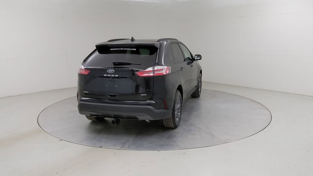 Certified 2023 Ford Edge SEL w/ Sport Appearance Package AWD/4WD image 14