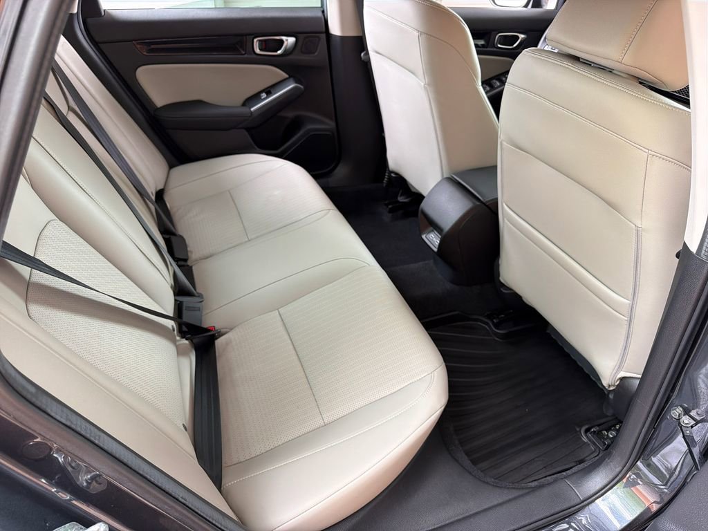 Used 2024 Honda Civic Touring image 31
