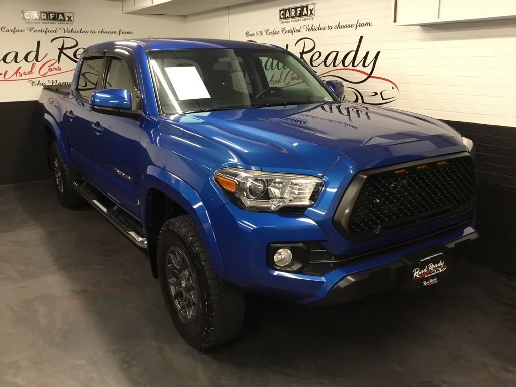 Used 2017 Toyota Tacoma SR5 w/ Tow Package AWD/4WD image 2