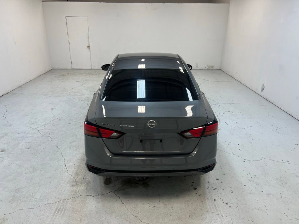 Used 2024 Nissan Altima 2.5 S image 4
