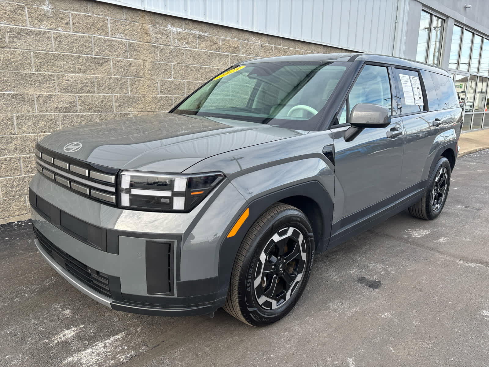 Used 2025 Hyundai Santa Fe SE image 32