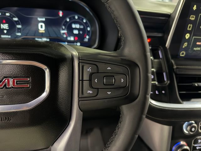 Used 2024 GMC Yukon SLT w/ SLT Luxury Package AWD/4WD image 19