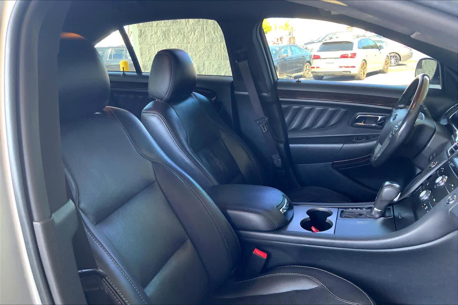 Used 2014 Ford Taurus Limited FWD image 8