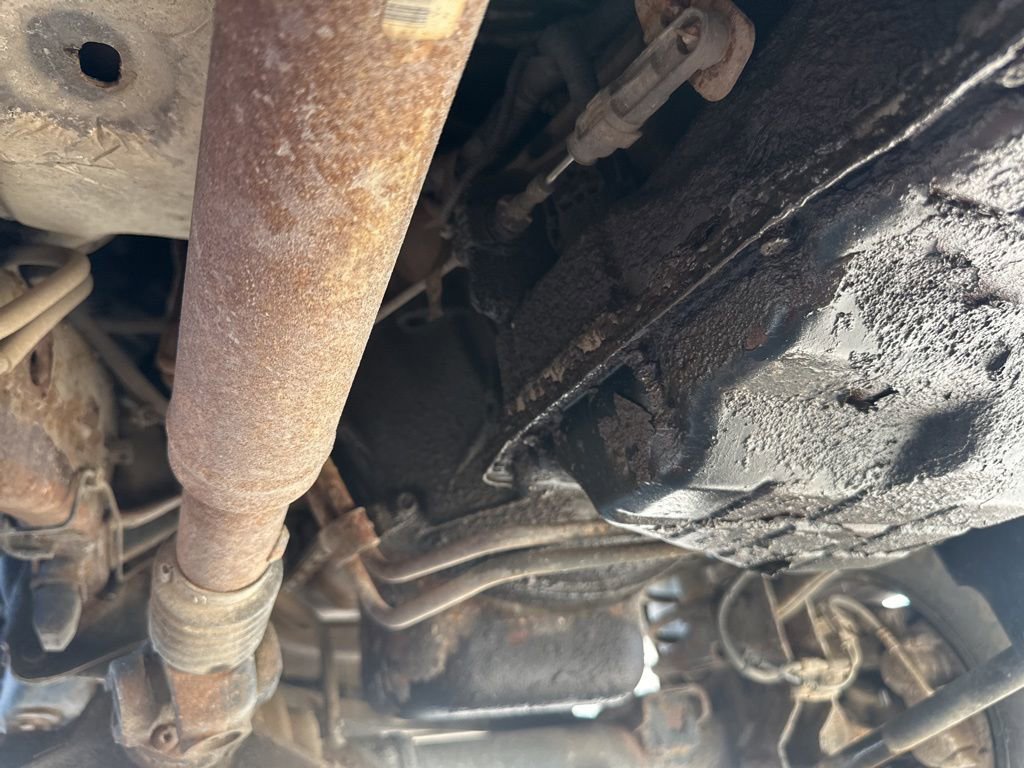 Used 2011 RAM 2500 Laramie w/ Protection Group image 24