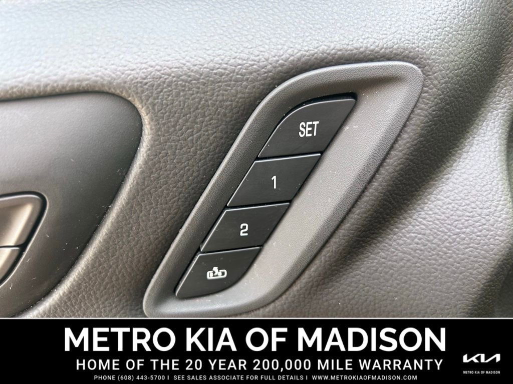 Used 2020 GMC Acadia Denali w/ Technology Package image 16