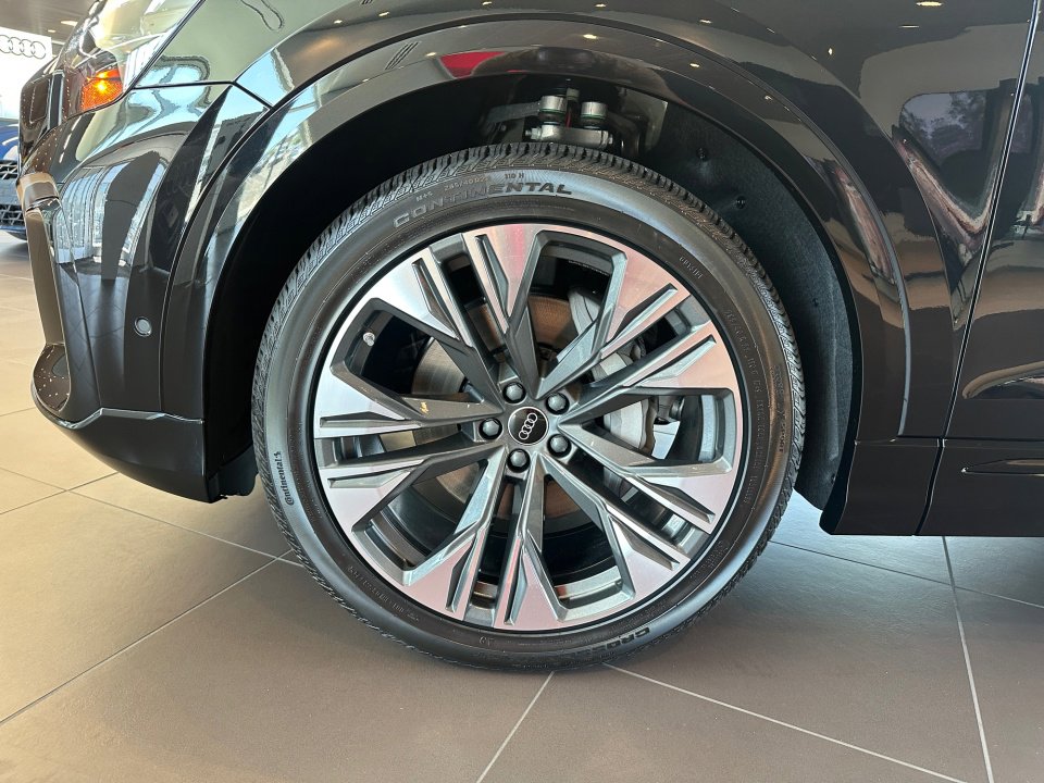 New 2026 Audi Q8 Premium Plus image 27