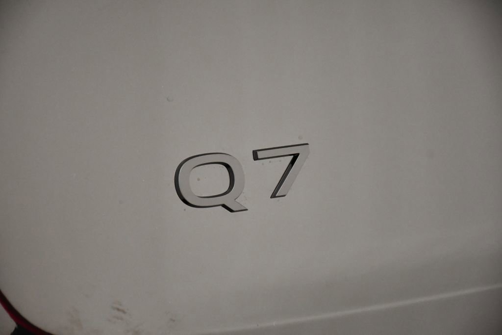 New 2025 Audi Q7 3.0T Premium Plus image 9