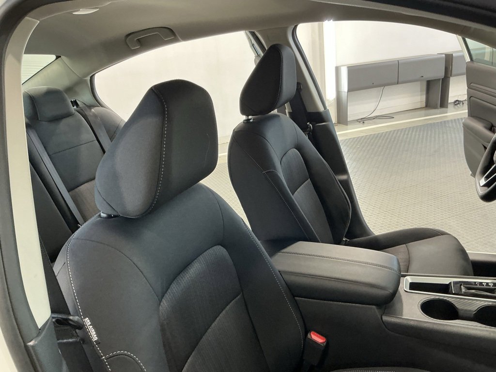 Used 2025 Nissan Altima 2.5 S image 19